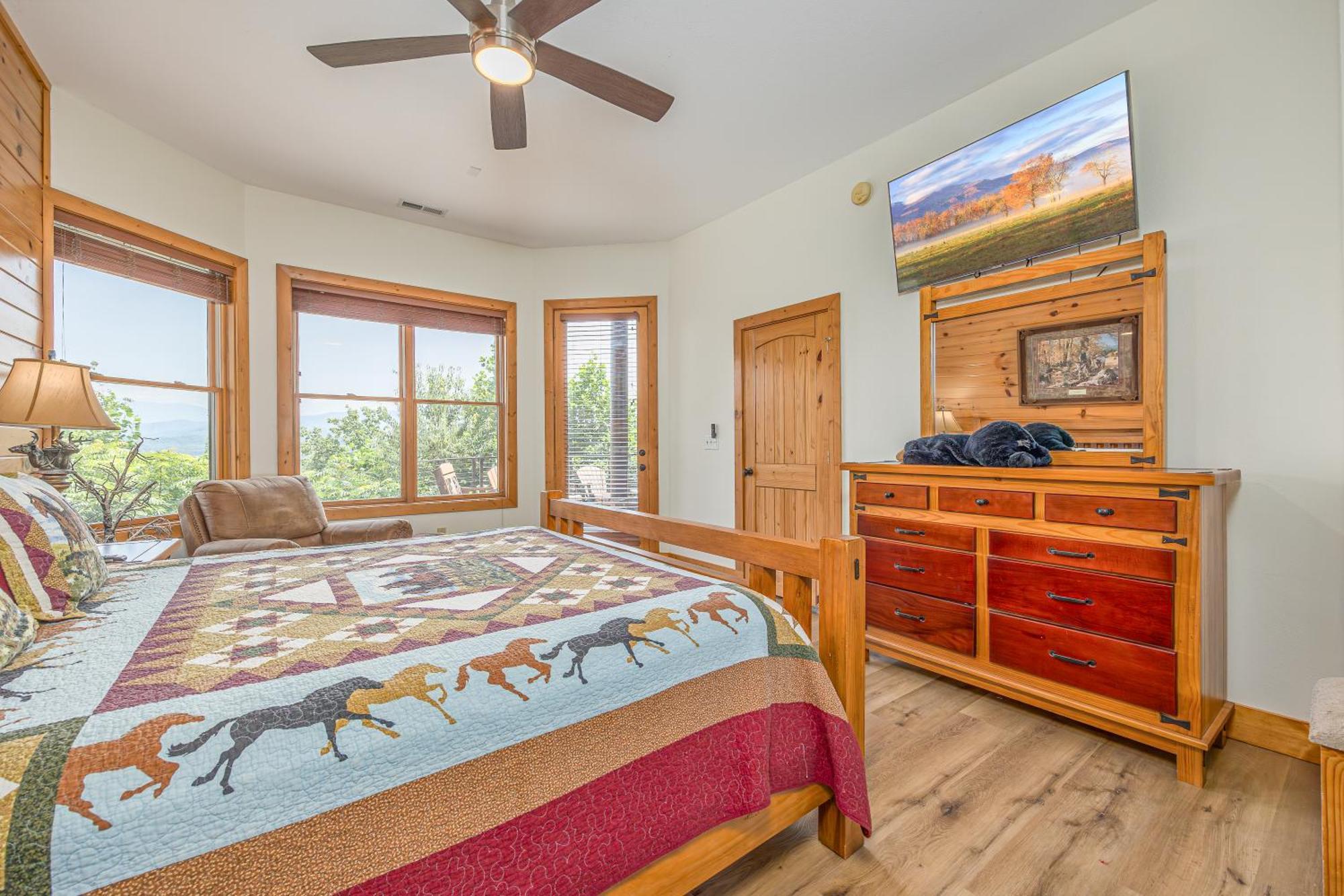 Five Bears Mountain View Lodge سيفيرفيل المظهر الخارجي الصورة
