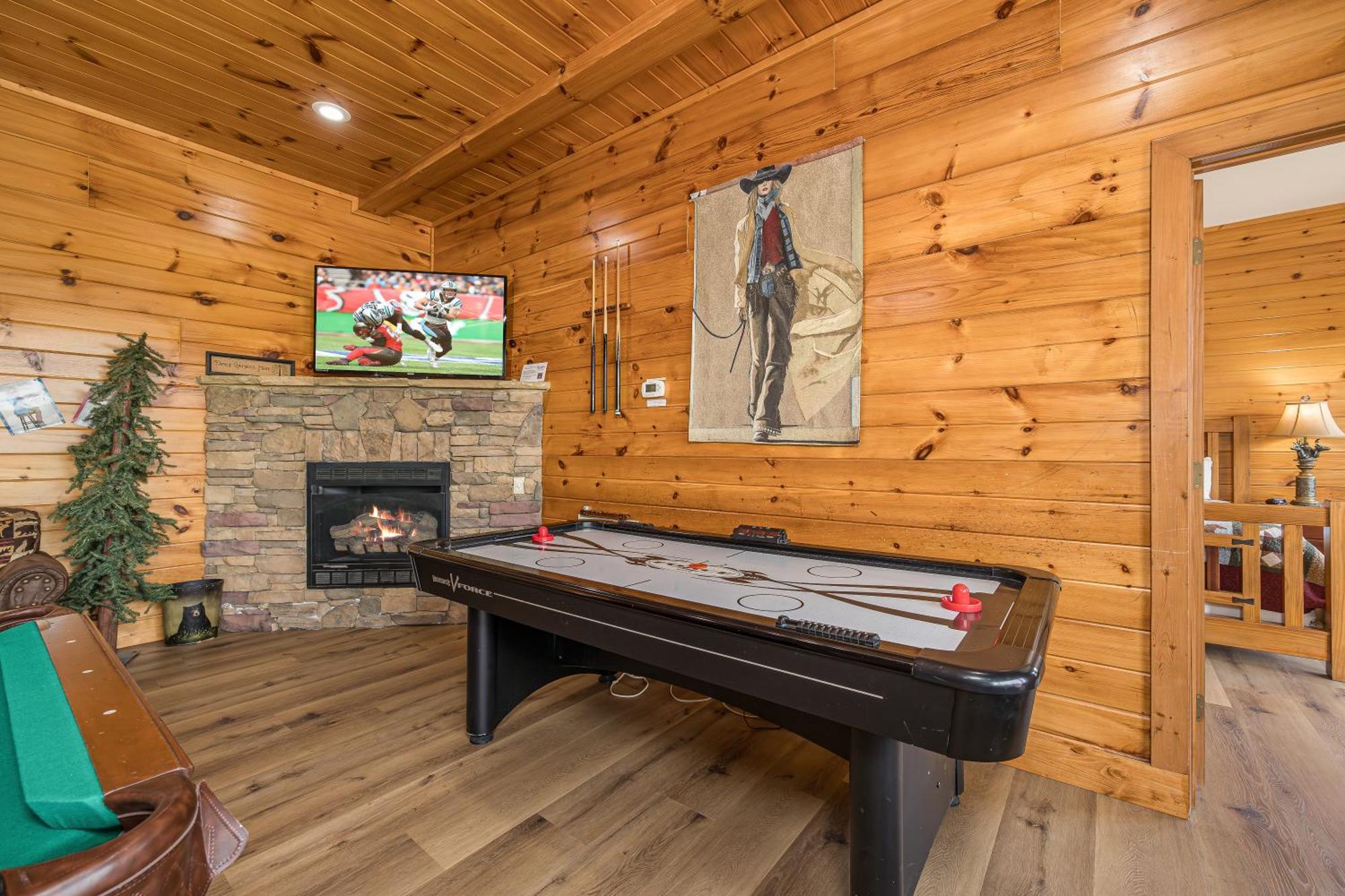 Five Bears Mountain View Lodge سيفيرفيل المظهر الخارجي الصورة