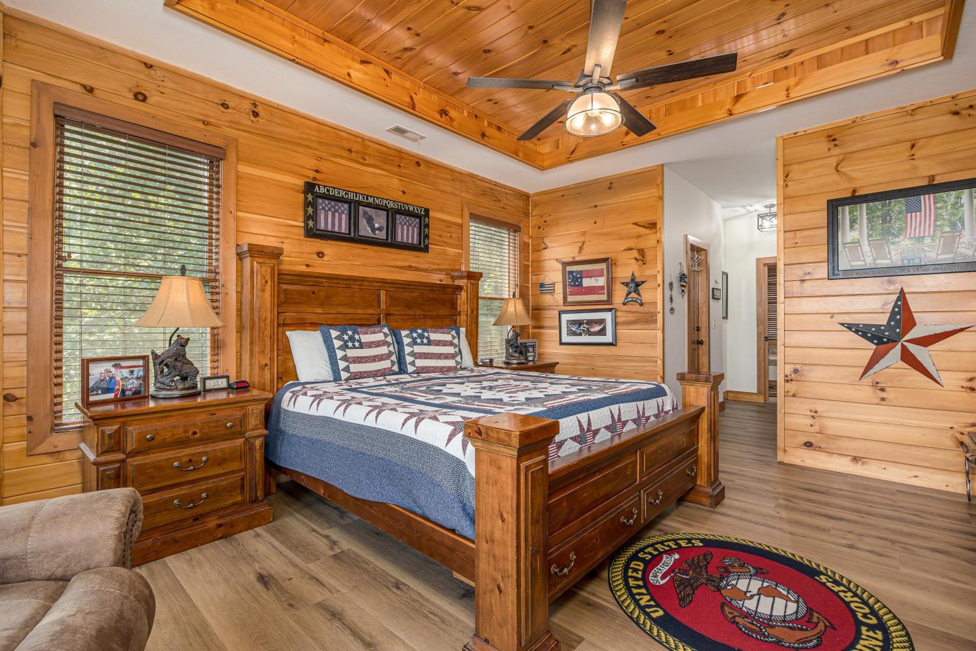 Five Bears Mountain View Lodge سيفيرفيل المظهر الخارجي الصورة
