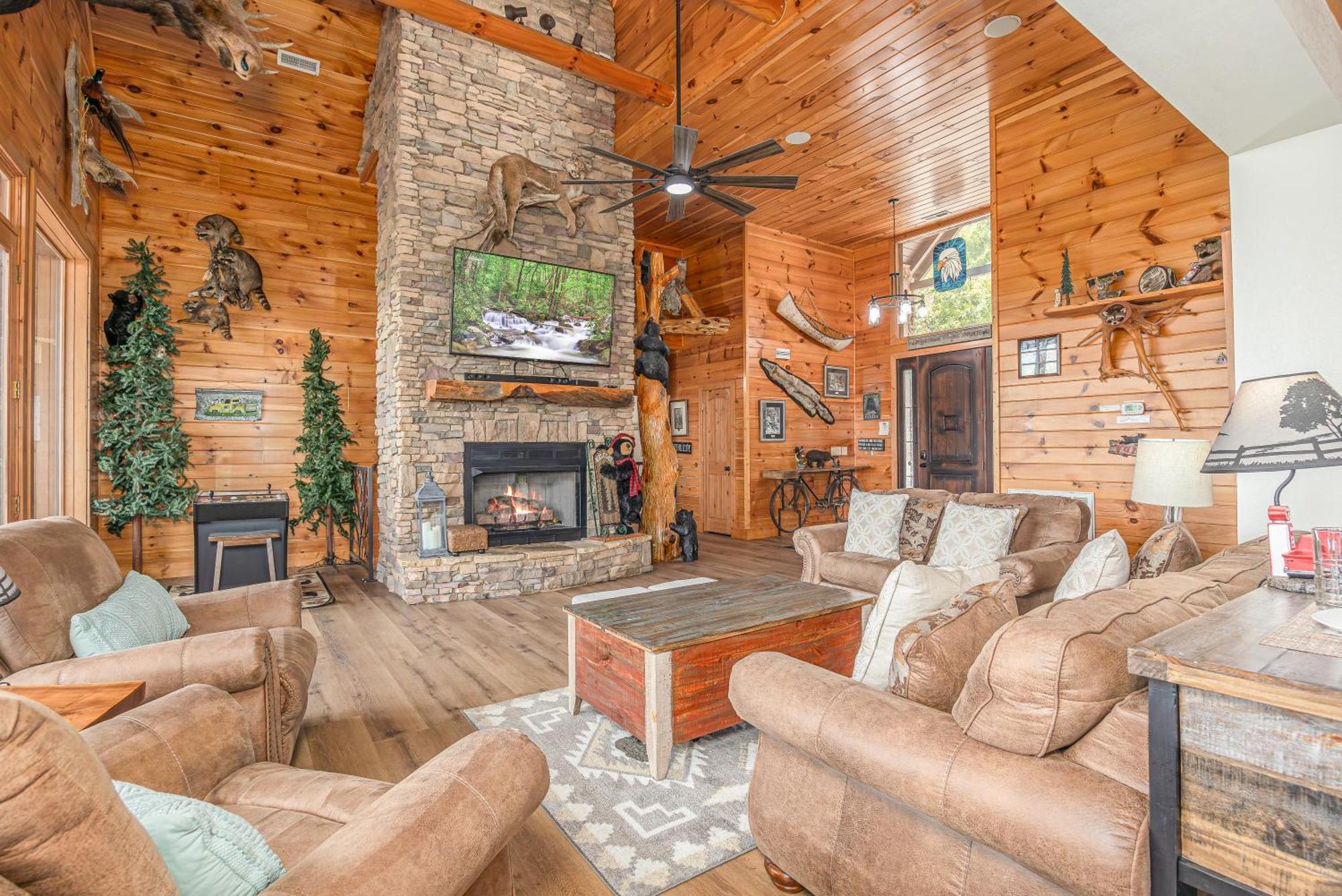 Five Bears Mountain View Lodge سيفيرفيل المظهر الخارجي الصورة